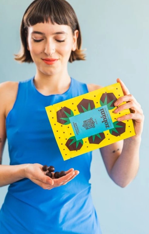 AJALA ČOKO ZOB – Lískové ořechy v BIO čokoládě 150 g