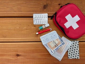 Cestovní lékárnička: Co vzít sebou na dovolenou?