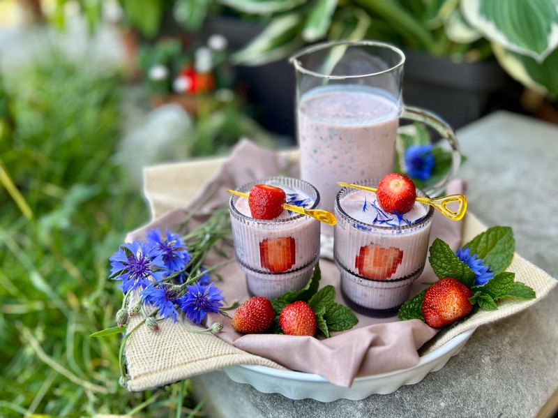 Jahodové probiotické lassi. www.wugi.cz zdravé recepty